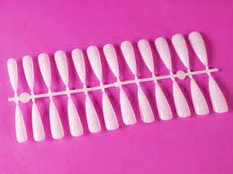 240 Tips Coffin Press On Marca Mely En Estuche Plastico Stiletto Coral Claro